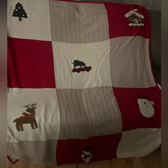 NWT Christmas Throw Blanket - Picture 1 of 7